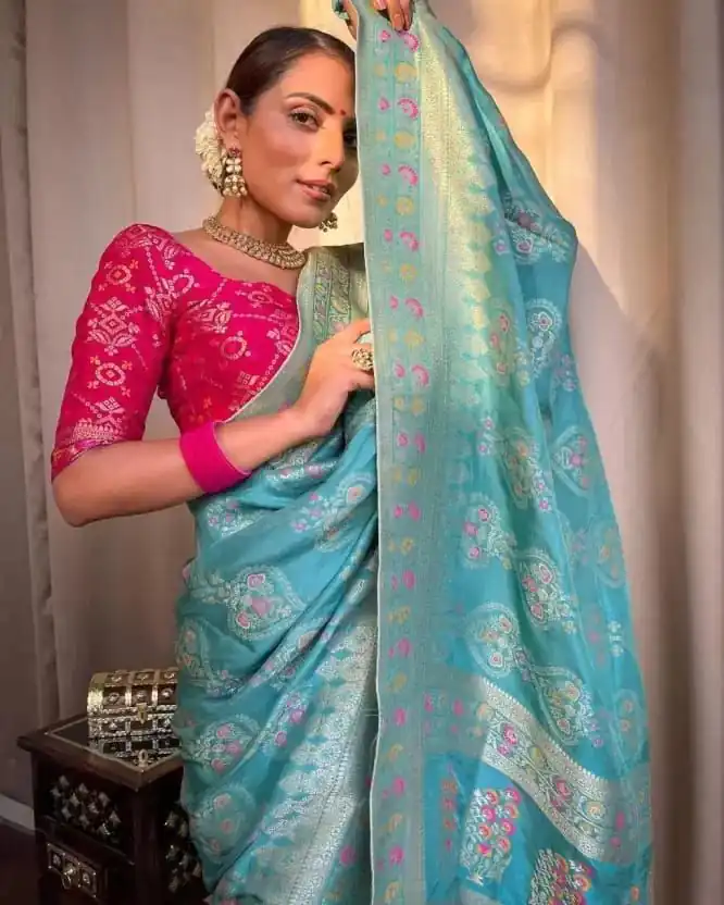 Dazzling Blue Color Soft Lichi Silk Cloth Rich Pallu All Over Saree - Image 2