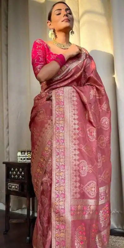 Dazzling Red Color Soft Lichi Silk Cloth Rich Pallu All Over Saree