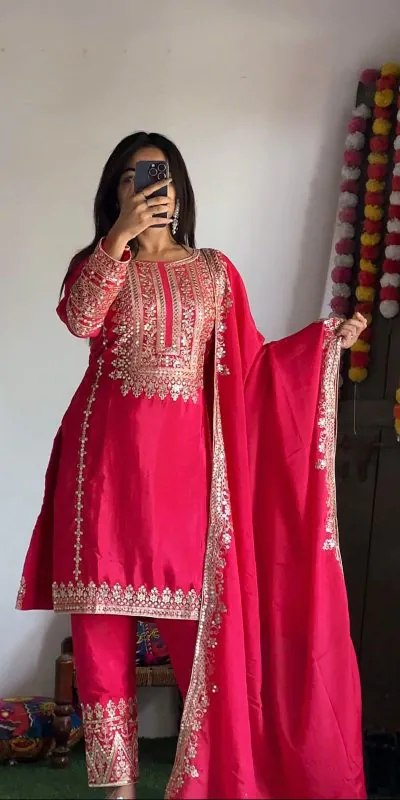 Elegant Pink Color Pure Chinnon Silk Embroidery Salwar Suit