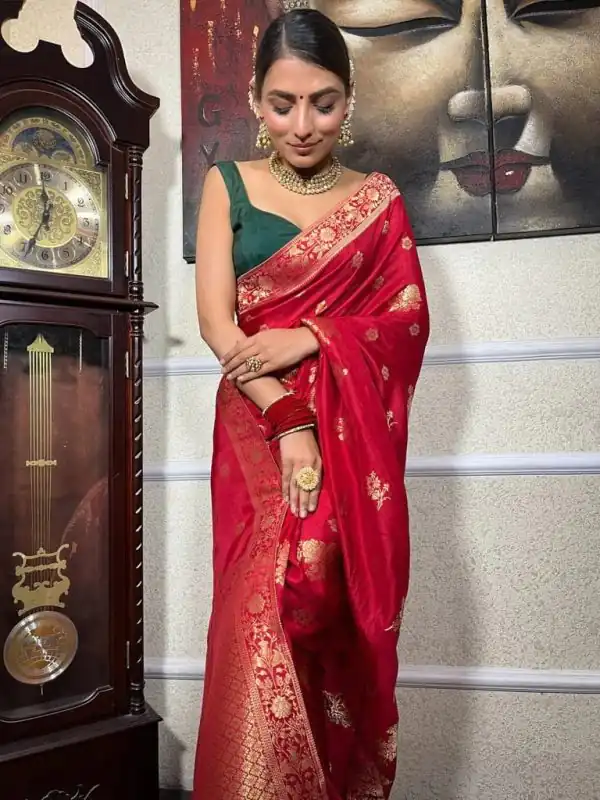 Graceful Red Banarasi Soft Silk Extra Ordinary Design Saree