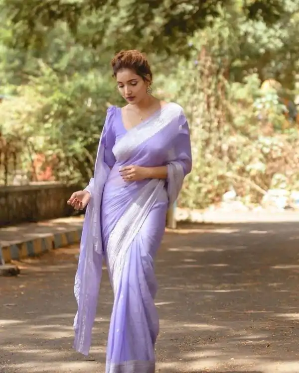 Aglow Violet Soft Lichi Silk Ordinary Design Rich Pallu Saree