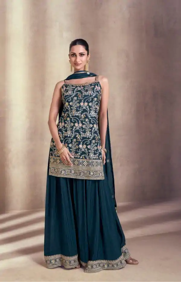 Artful Peacock Green Georgette Embroidery Work Salwar Suit