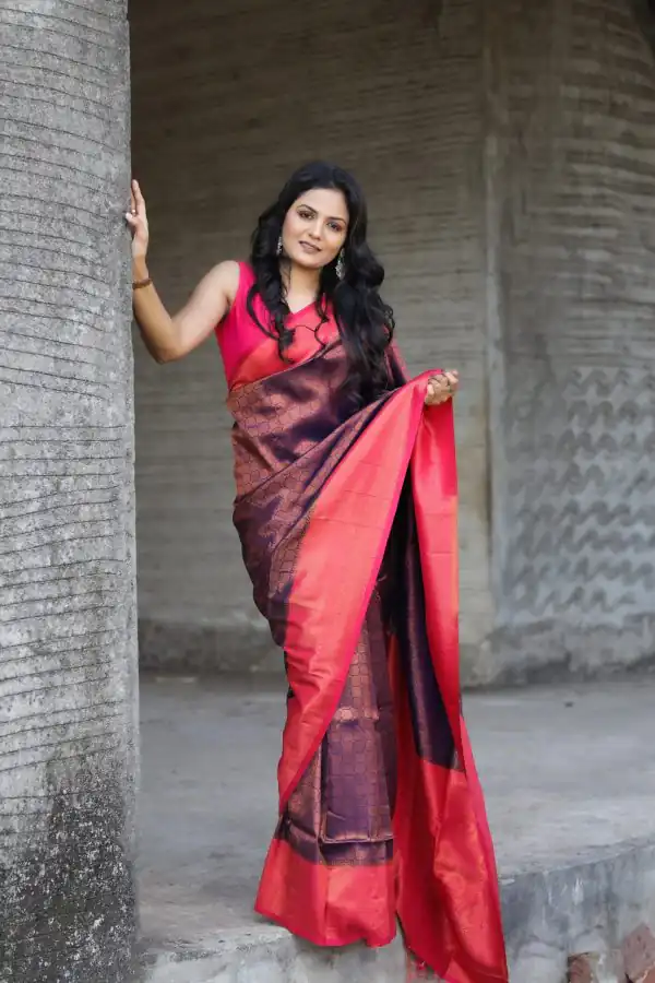 Dazzling Navy Blue Color Soft Silk Beautiful Rich Pallu All Over Saree
