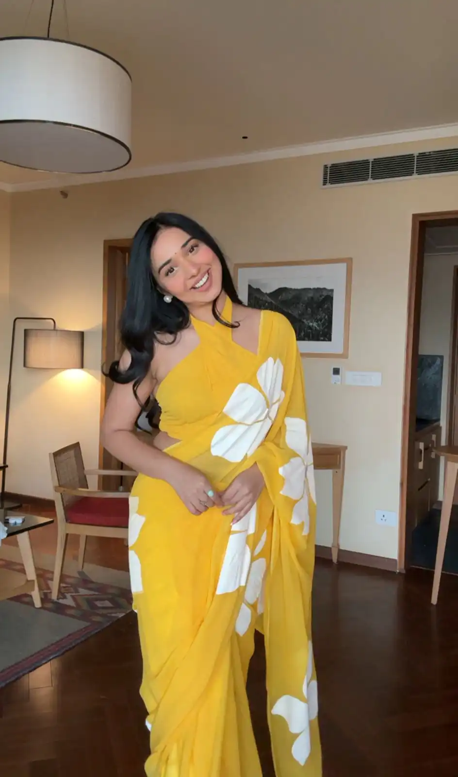 Aglow Yellow Color Pure Soft Georgette Silk Design All Over Saree - Image 4