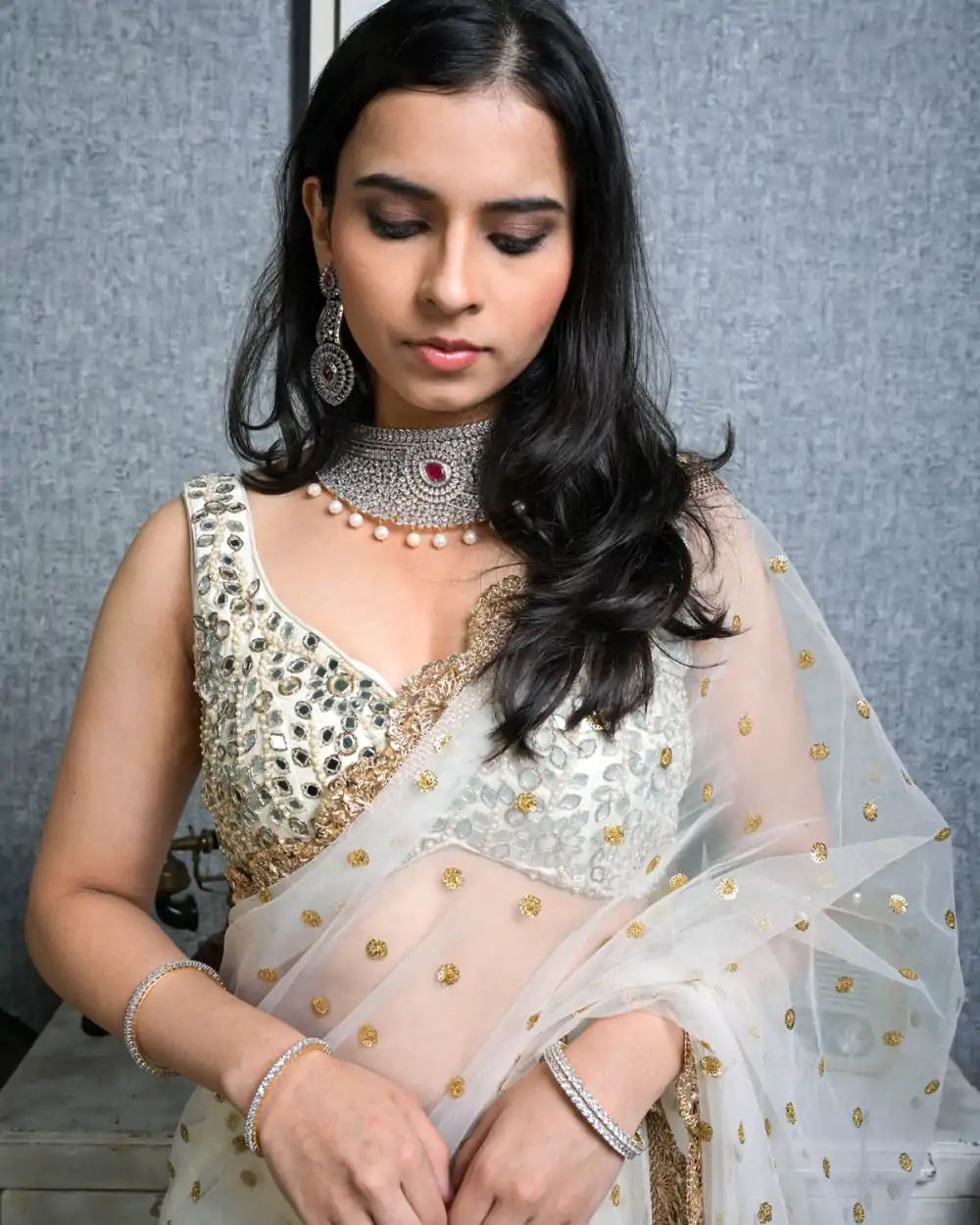 Majestic White Color Nylon Butterfly Net Sequence Thread Saree - Image 4