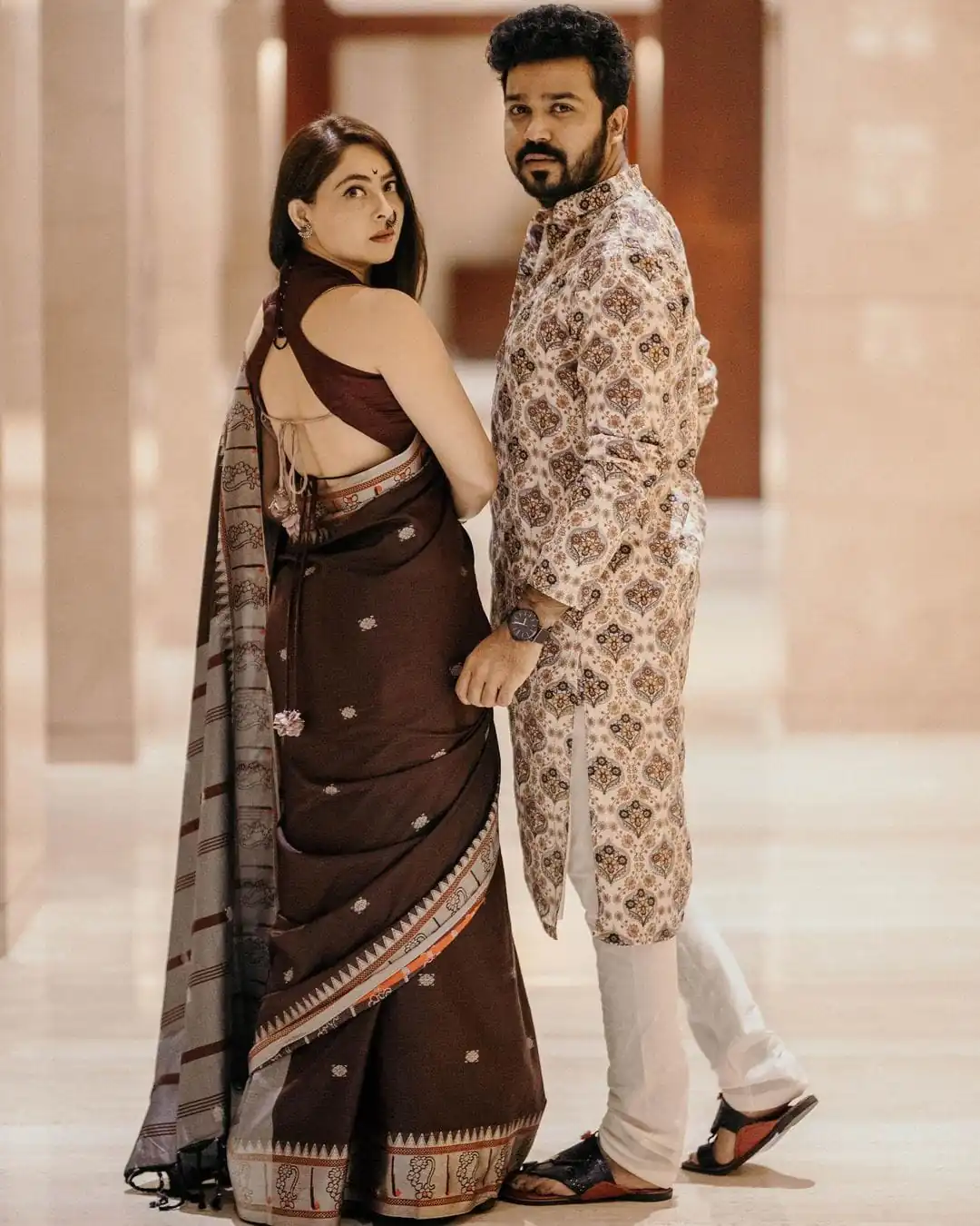 Mesmerizing Coffee Color Soft Lichi Silk Silver Zari Design Saree - Image 2