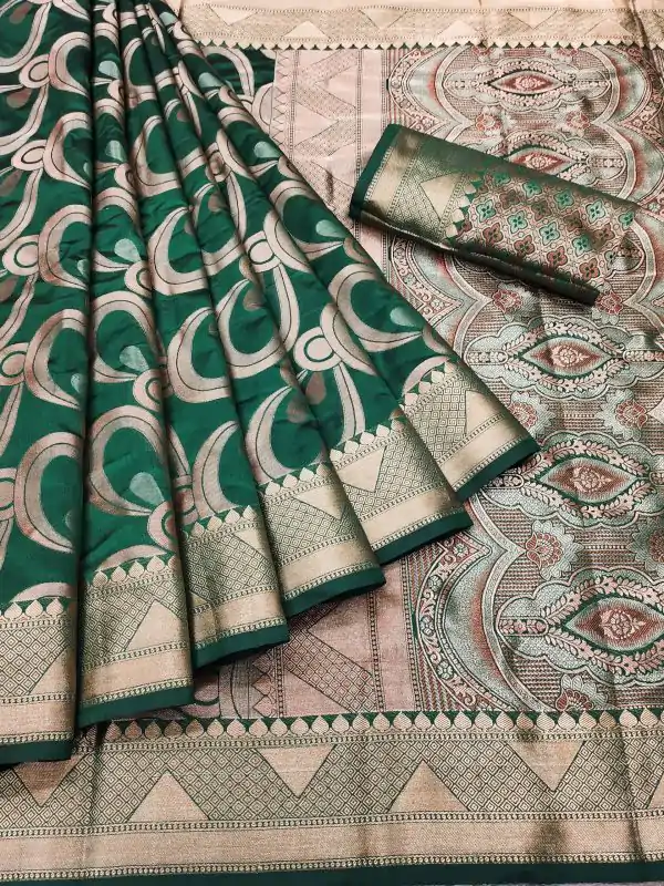 Peaceful Green Color Soft Lichi Silk Beautiful Cooper Zari Saree