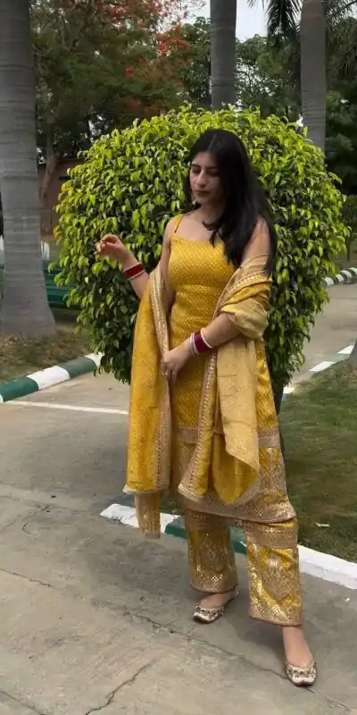 Perfect Yellow Color Georgette Embroidery Digital Print Salwar Suit