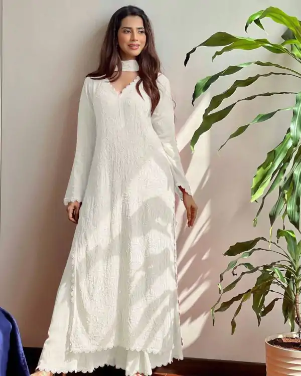 Special White Color Georgette Thread Embroidery Salwar Suit
