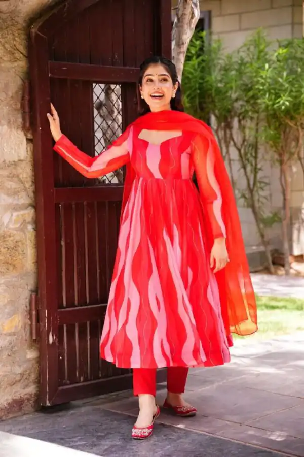 Sublime Red Color Tabby Silk Organza Digital Printed Salwar Suit