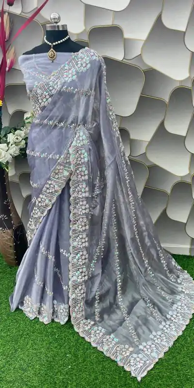 Aglow Light Violet Color Jimi Choo Silk Beautiful Embroidery Saree