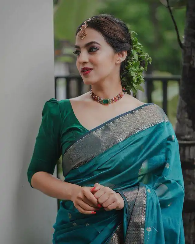 Beautiful Blue Color Soft Lilan Slab Weaving Work Saree - Image 6