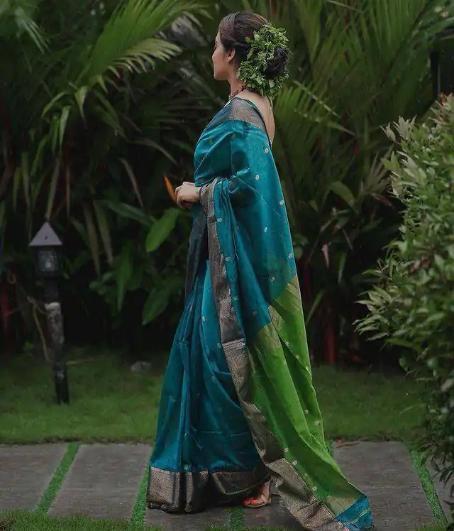 Beautiful Blue Color Soft Lilan Slab Weaving Work Saree - Image 4