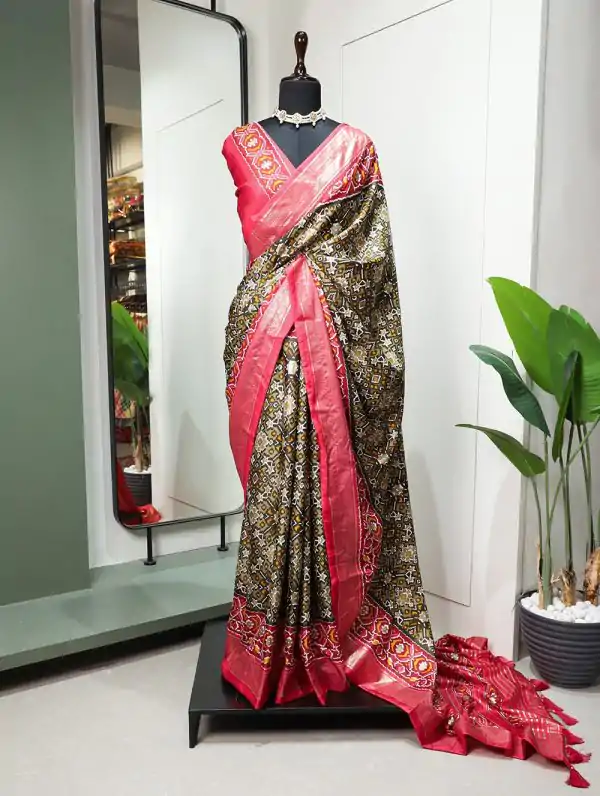 Nice Mehndi Color Dola Silk Patola Print Foil Work Patta Saree