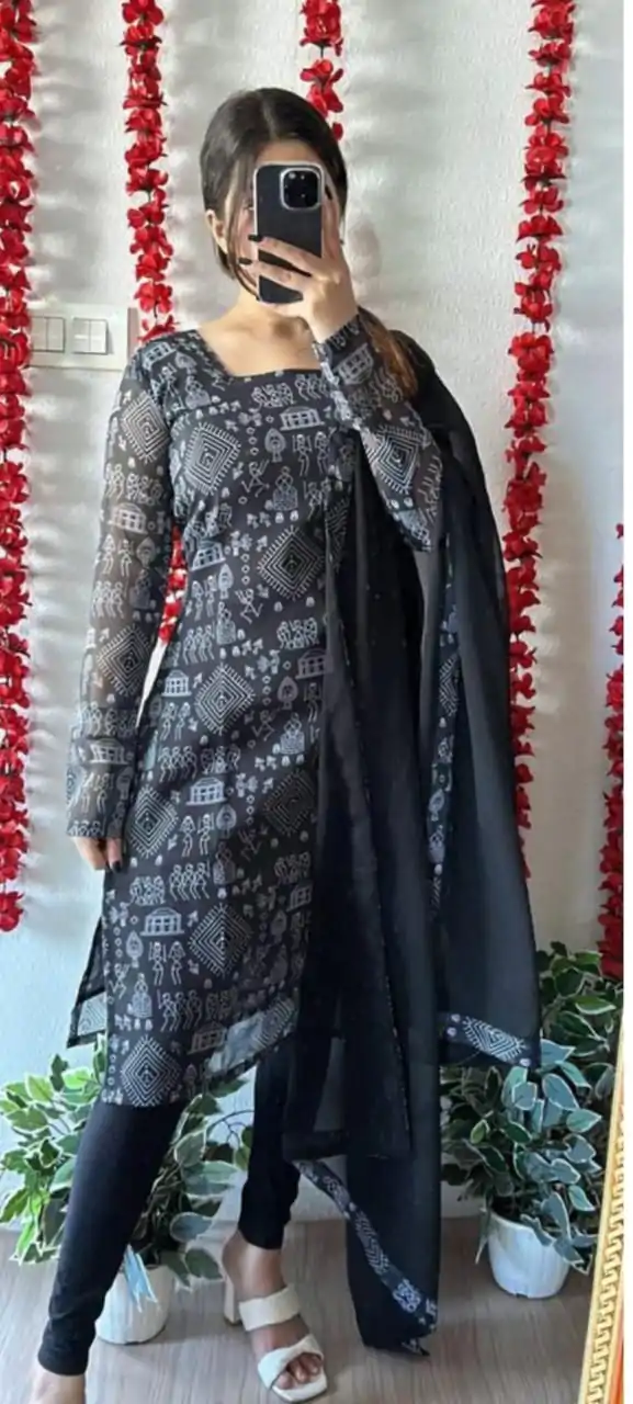 Splendorous Black Color Fox Georgette Printed Work Kurti - Image 2