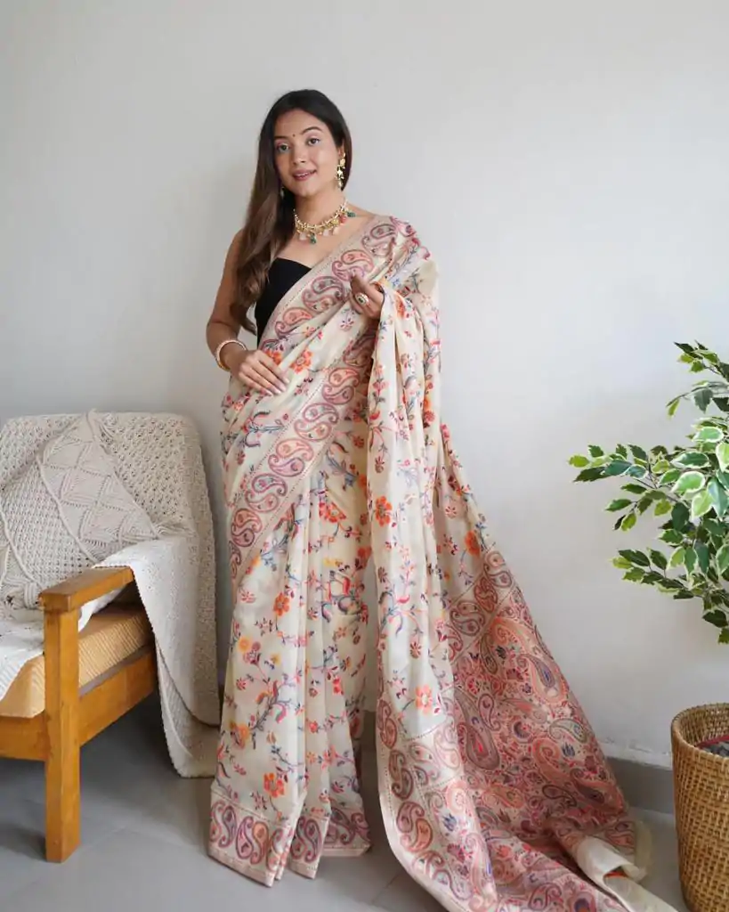Fancy White Color Kashmiri Running Thread Zari Work Saree - Image 4