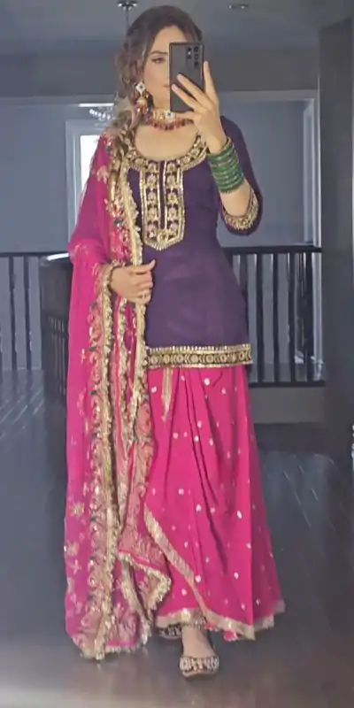Artful Purple & Pink Color Georgette Embroidery Salwar Suit
