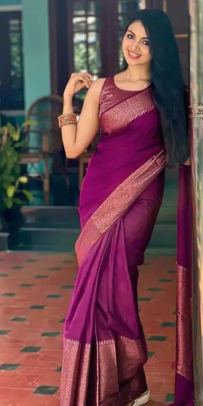 Stylish Purple Color Soft Lichi Silk Jacquard All Over Saree