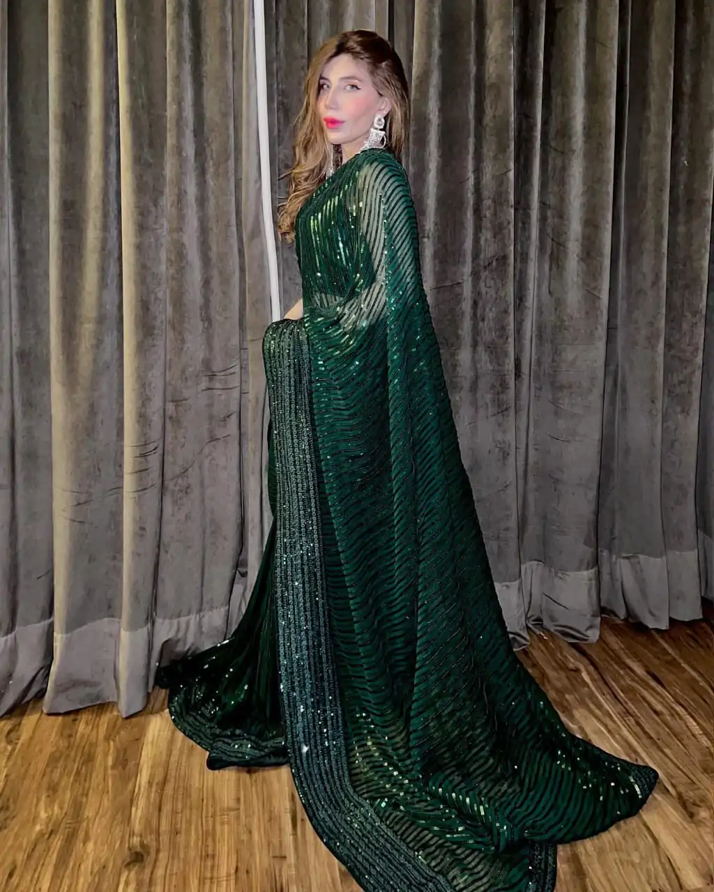 Attractive Green Sequin Georgette With Embroidery Work Saree - Image 5