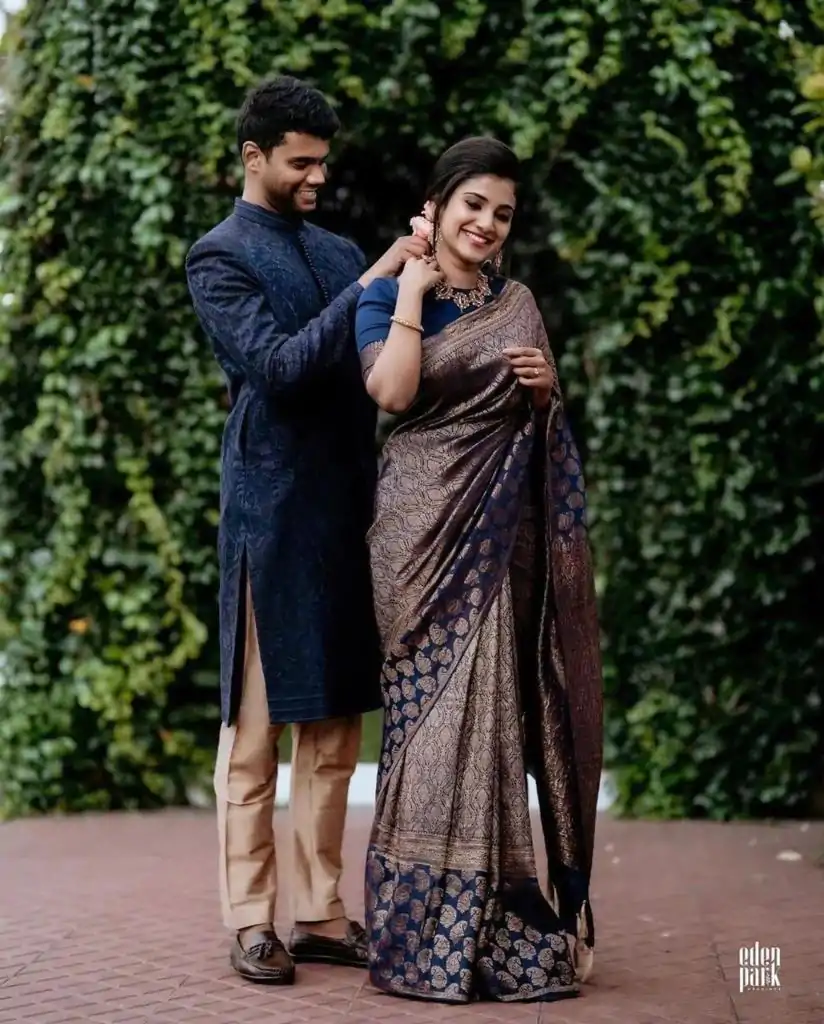Beautiful Navy Blue Color Soft Lichi Silk Jacquard Work On All Over Saree - Image 2
