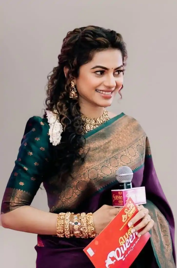 Beautiful Wine Color Soft Lichi Silk Jacquard Work On All Over Saree - Image 6