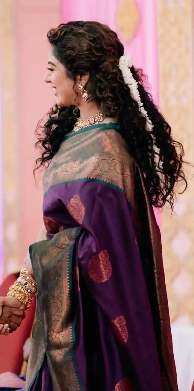 Beautiful Wine Color Soft Lichi Silk Jacquard Work On All Over Saree - Image 4