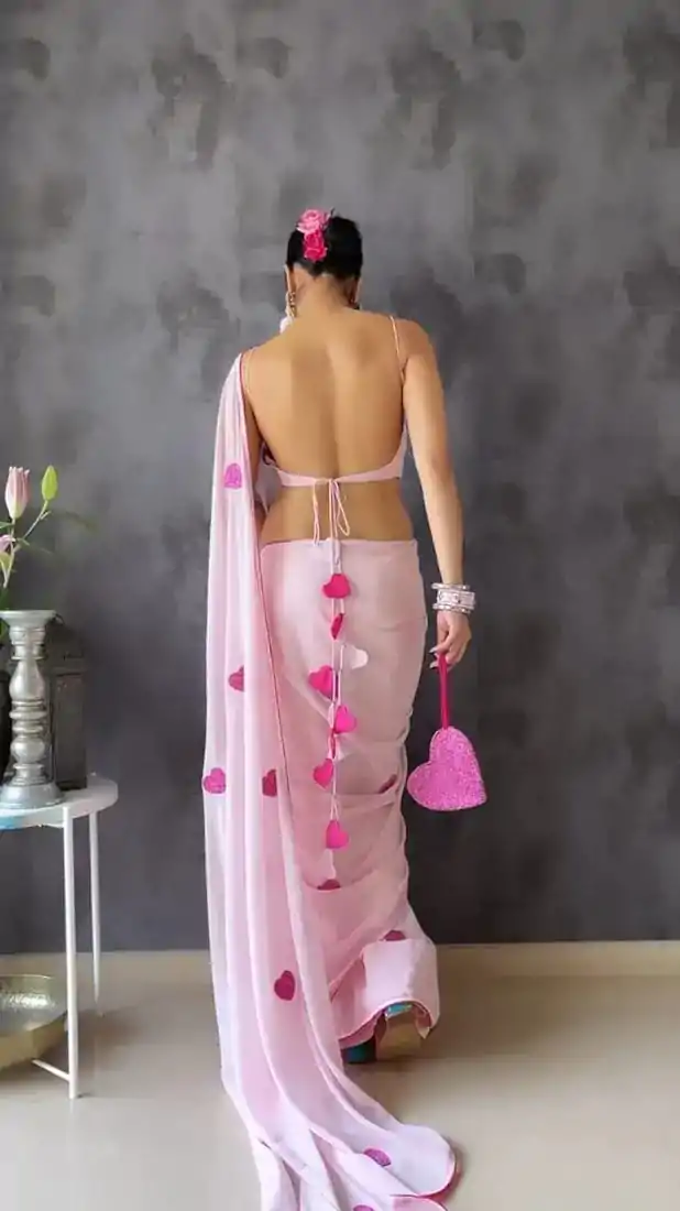 Stunning Light Pink Color Soft Georgette Silk With Embroidery Heart Design Saree - Image 8