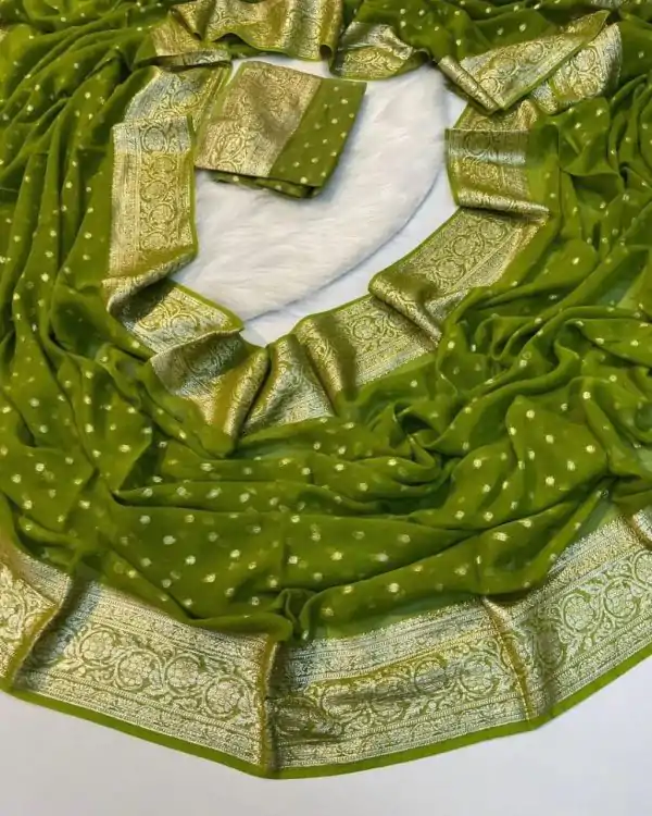 Amazing Green Color Viscose Georgette With Running Blouse Saree