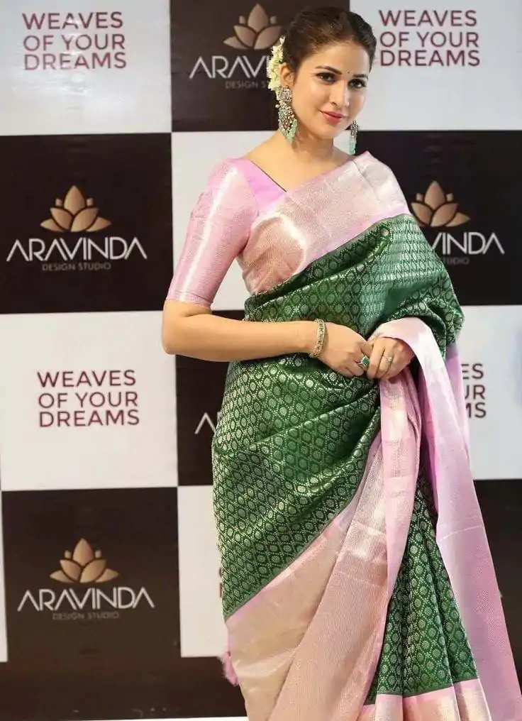 Graceful Green Color Soft Litchi Silk Jacquard Work On All Over Saree - Image 2