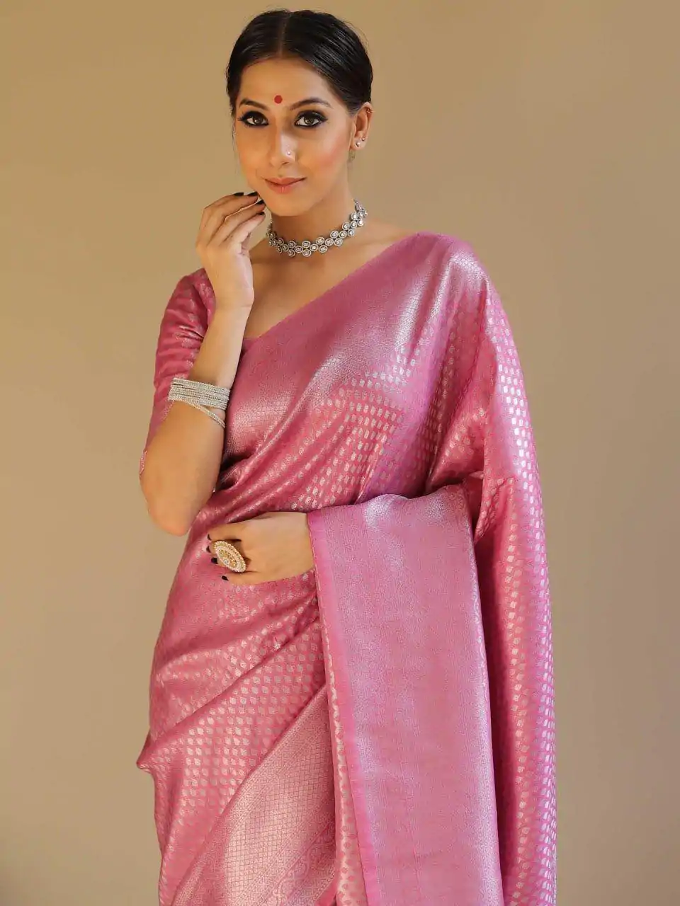 Pretty Light pink Color Soft Lichi Silk Jacquard Work On All Over Saree - Image 4