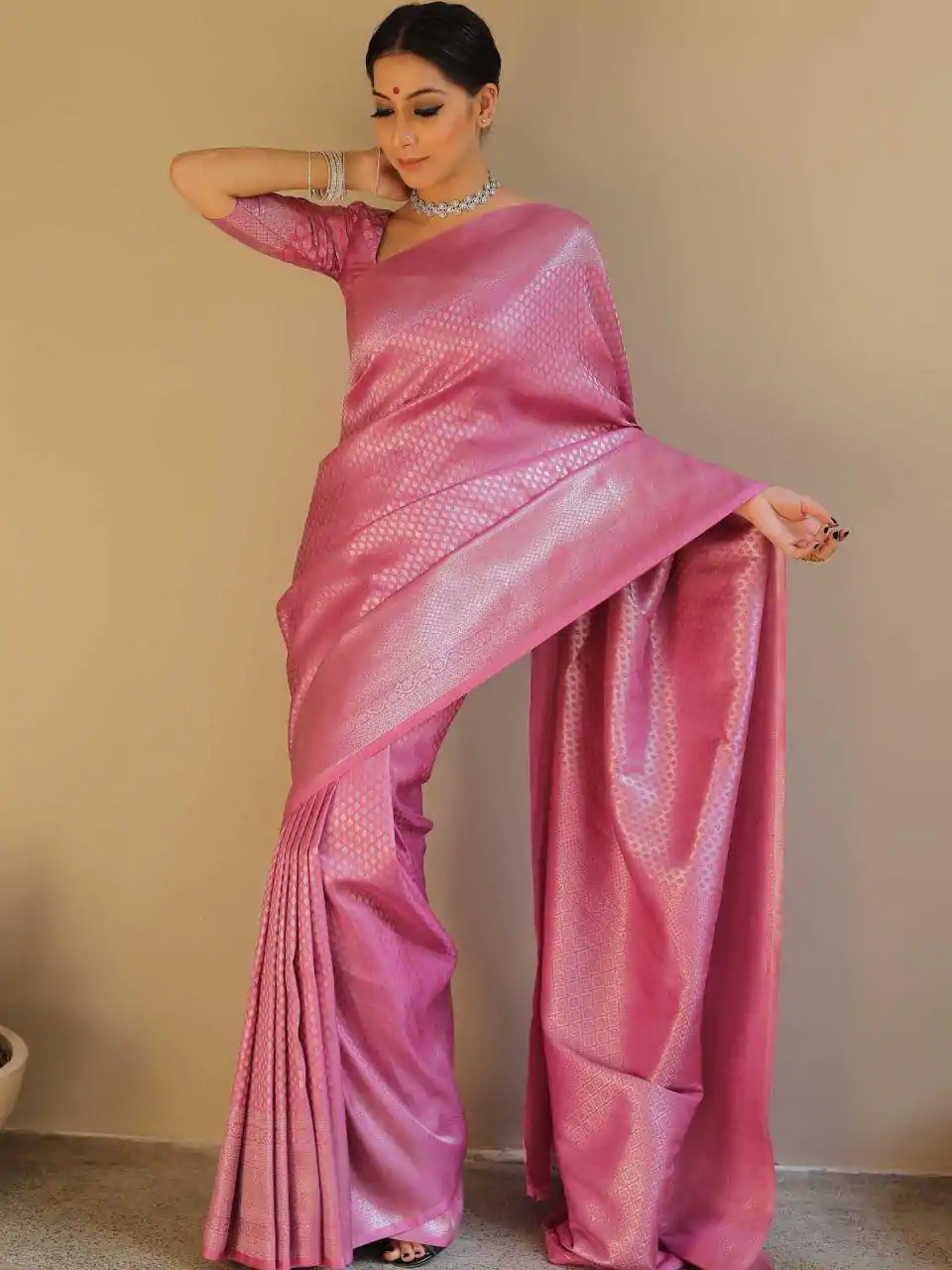 Pretty Light pink Color Soft Lichi Silk Jacquard Work On All Over Saree - Image 8