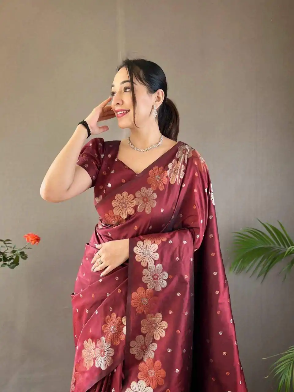 Aglow Red Color Soft Litchi Silk Kubera Pattu Saree - Image 3
