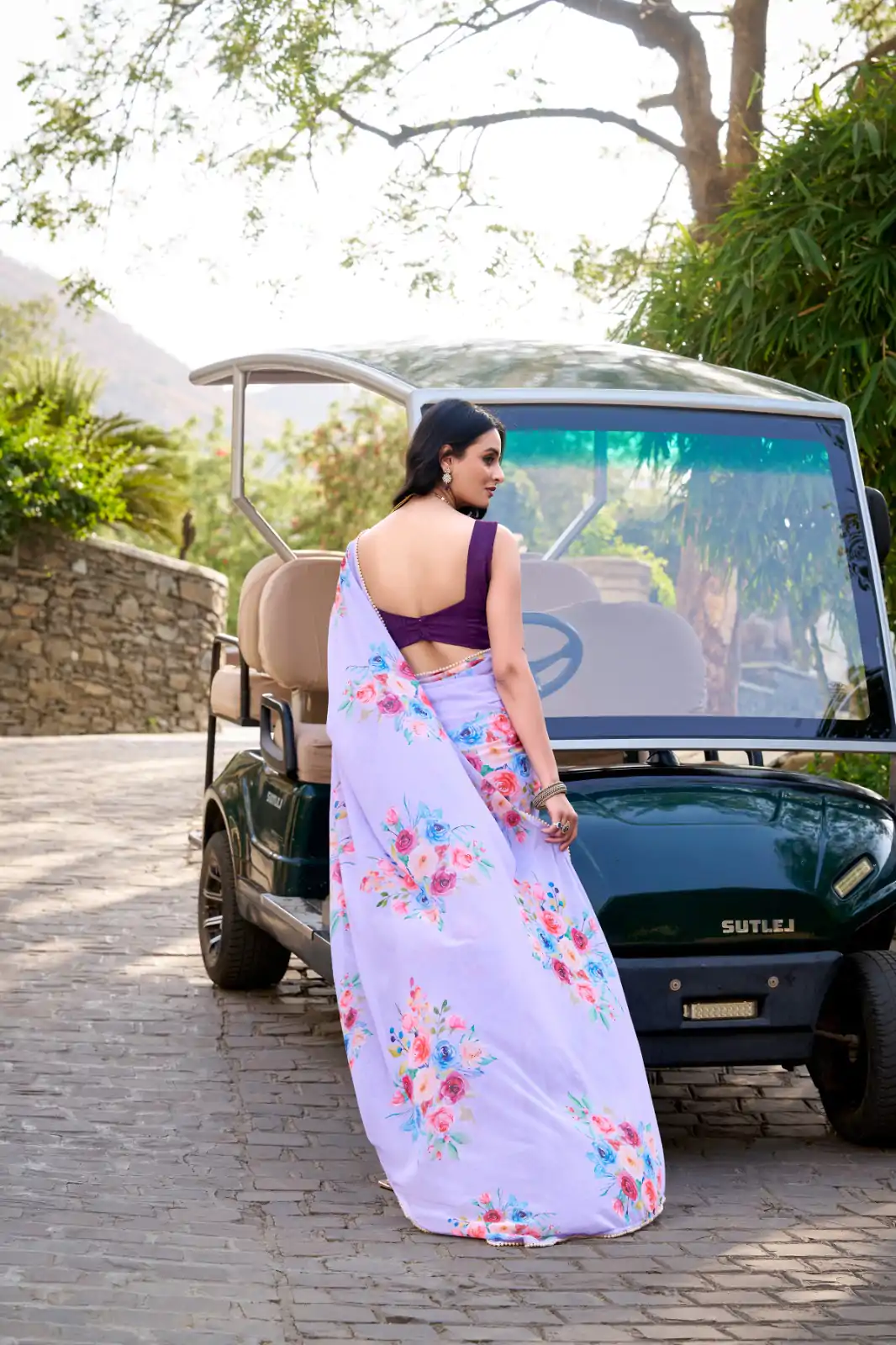 Amazing Light Purple Color Weightless Marble Floral Printed Saree - Image 3