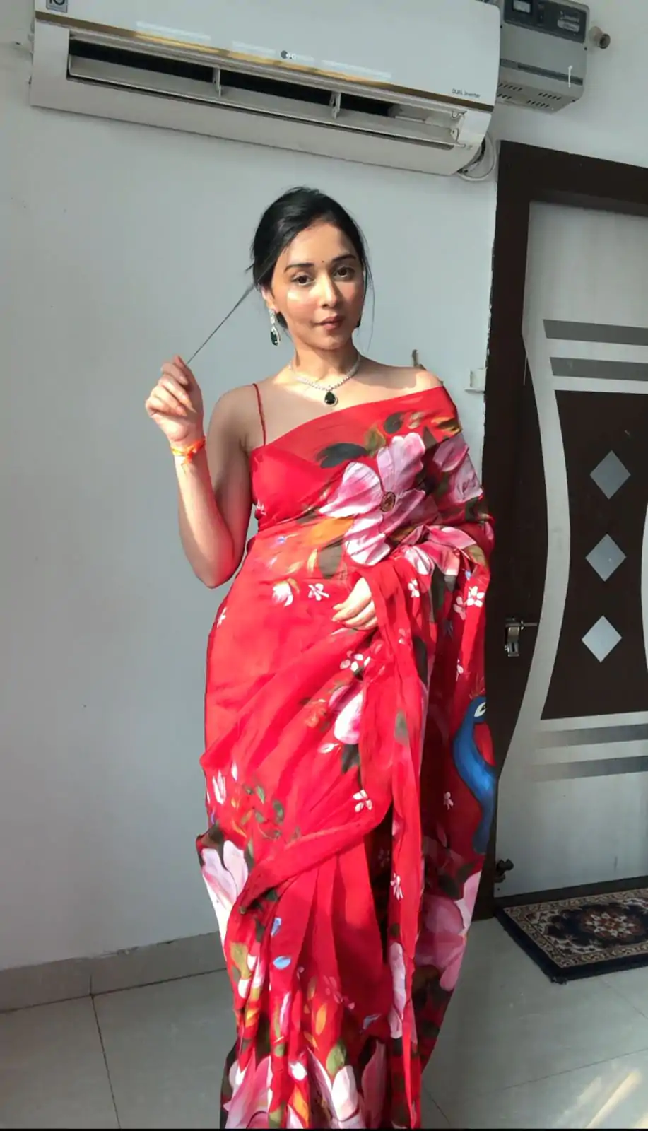 Brid Red Color Soft Organza Silk Ready To Wear Saree - Image 4