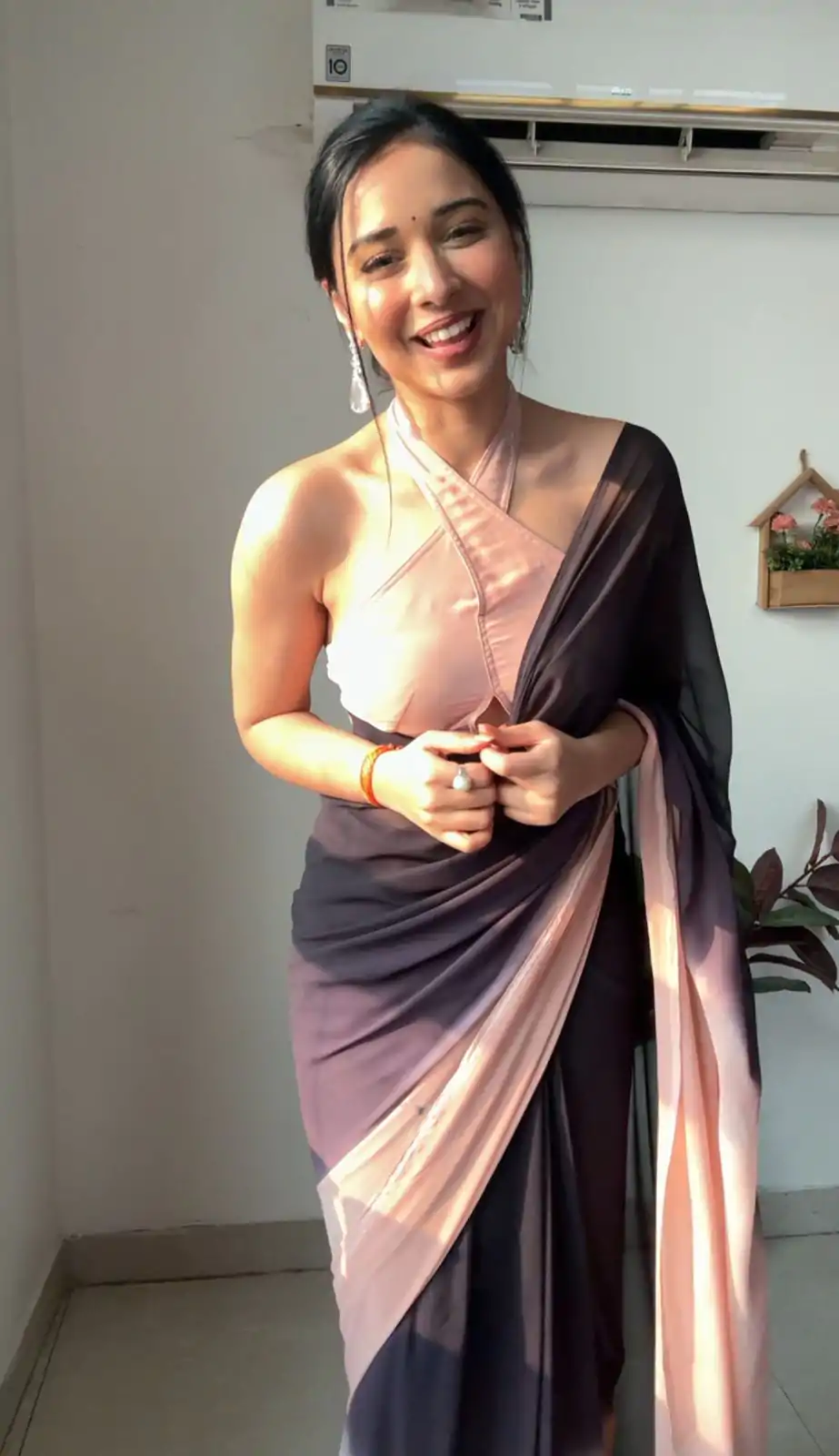 Classic Peach Black Color Soft Georgette Silk Ready To Wear Saree - Image 5