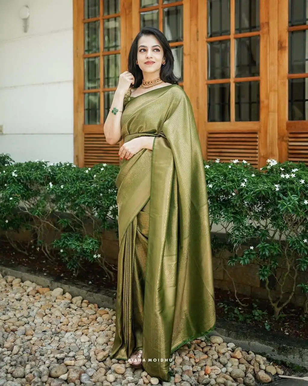 Glowing Mehndi Color Lichi Silk Jacquard Work On All Over Saree - Image 6
