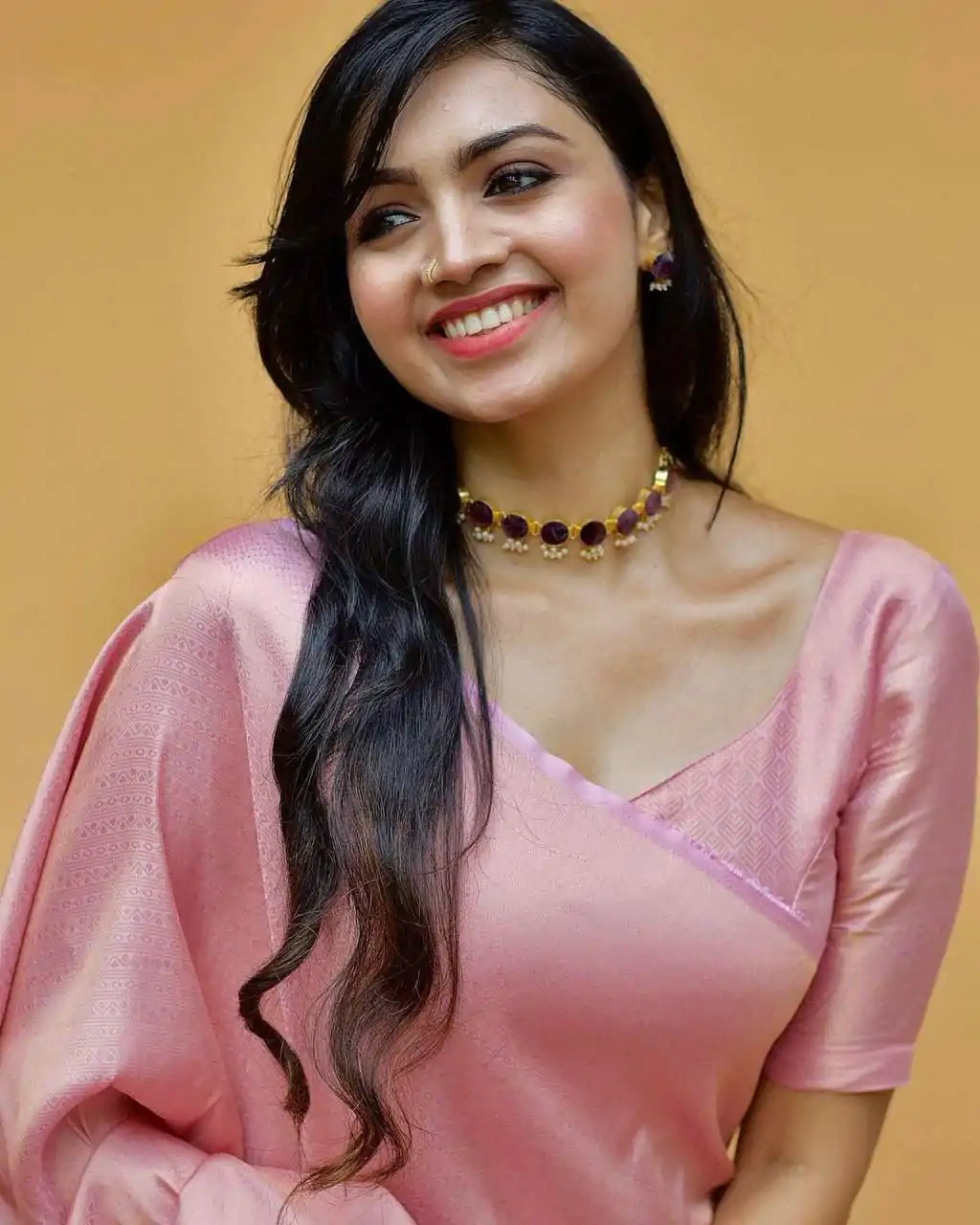 Glowing Pink Color Lichi Silk Jacquard Work On All Over Saree - Image 4
