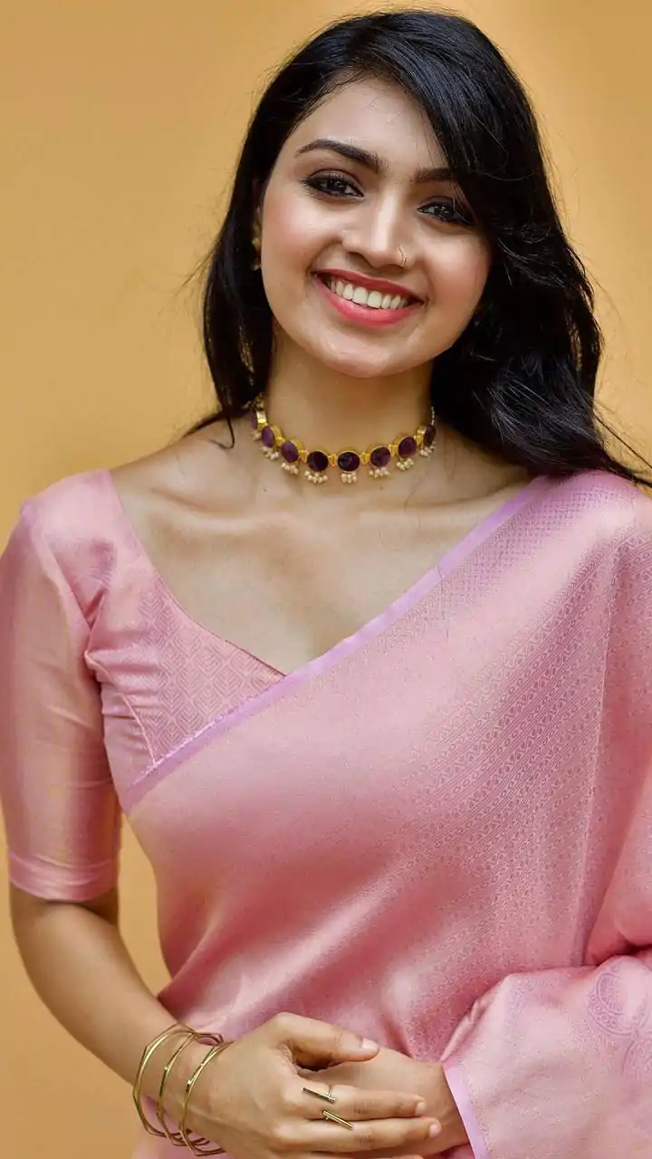 Glowing Pink Color Lichi Silk Jacquard Work On All Over Saree - Image 6