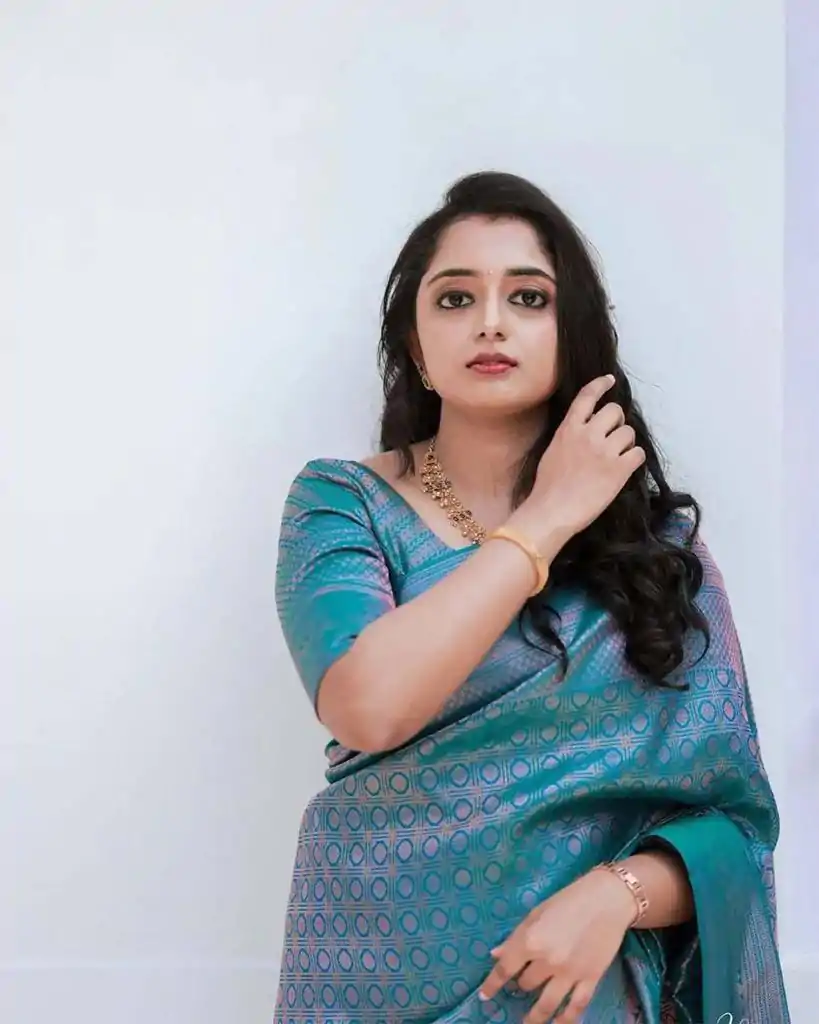 Nice Blue Color Soft Litchi Silk jacquard Work On All Over Saree - Image 6