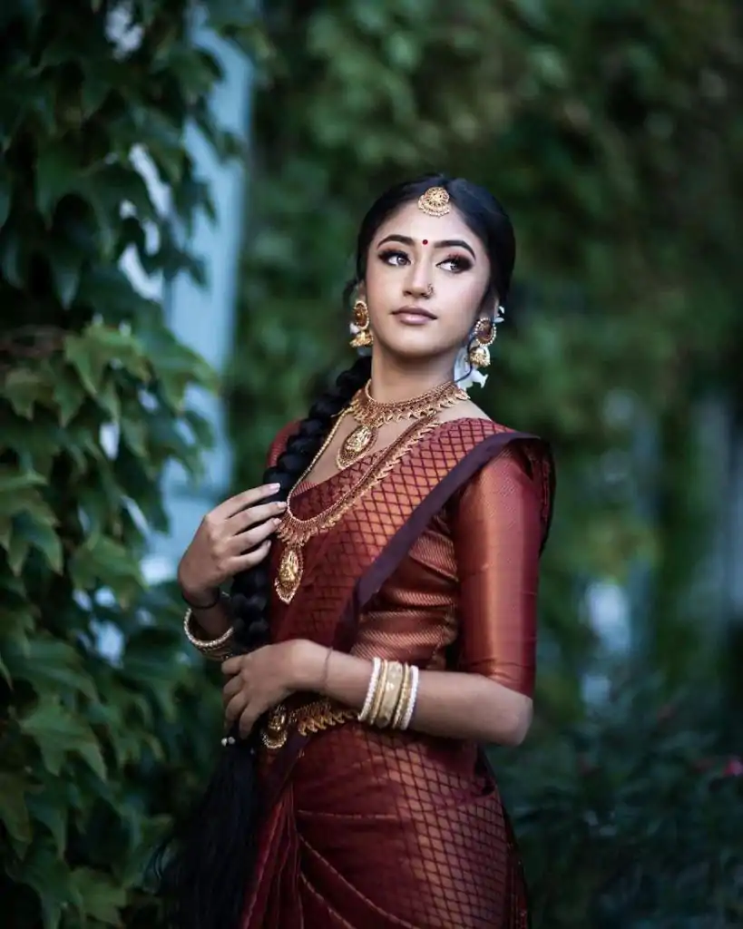 Nice Maroon Color Soft Litchi Silk jacquard Work On All Over Saree - Image 8