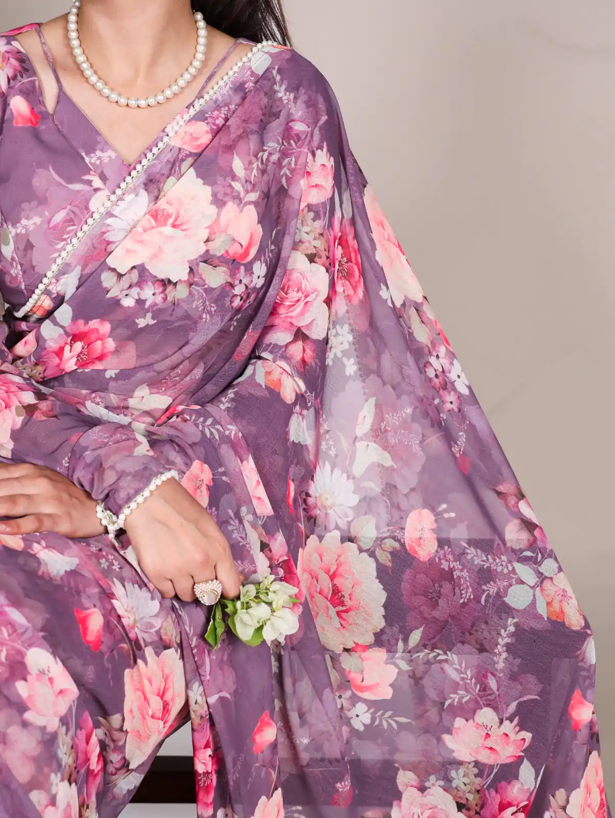 Onion Weightless Printed Pearl Saree - Image 2