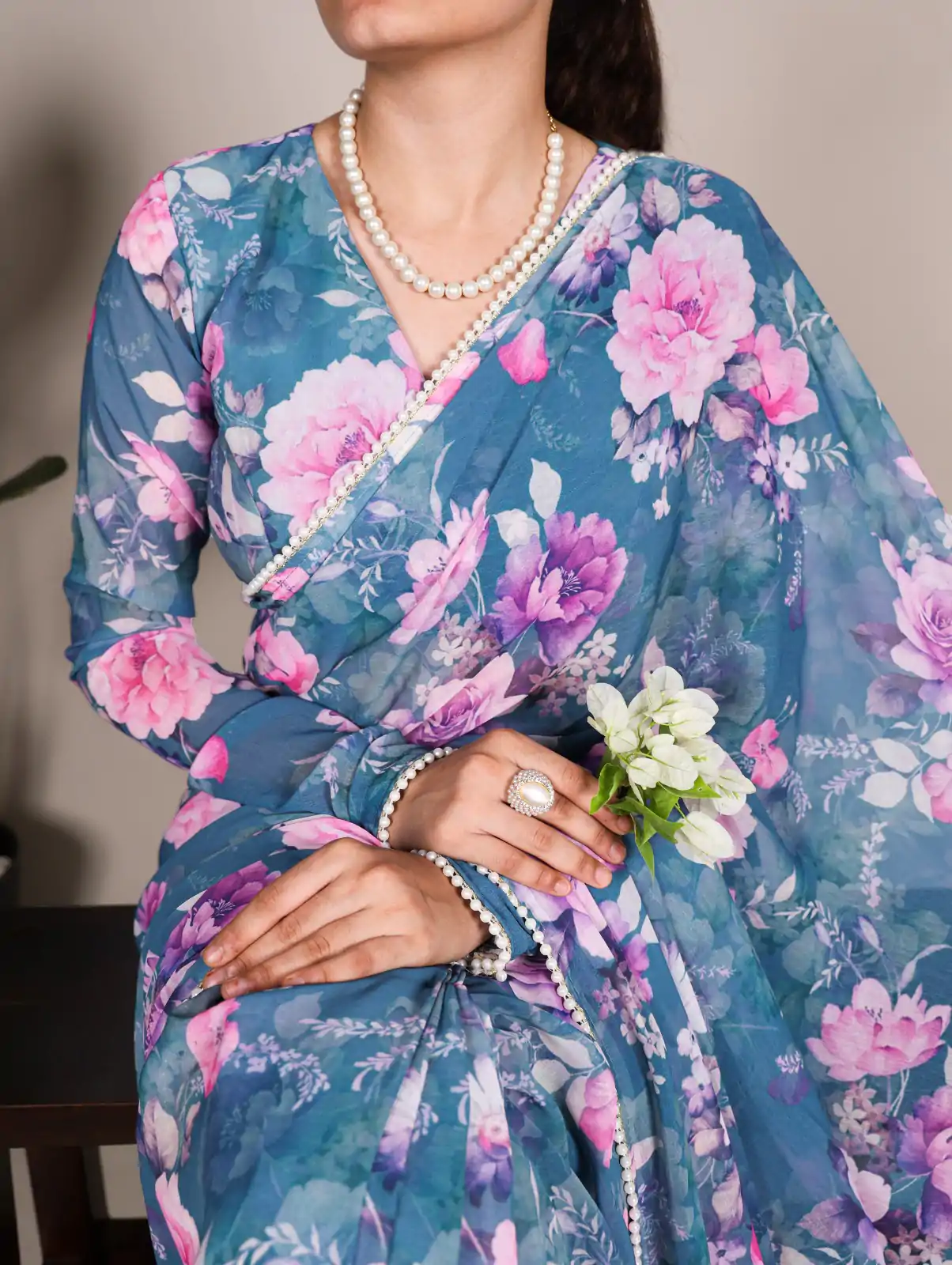 Blue Weightless Printed Pearl Saree - Image 2