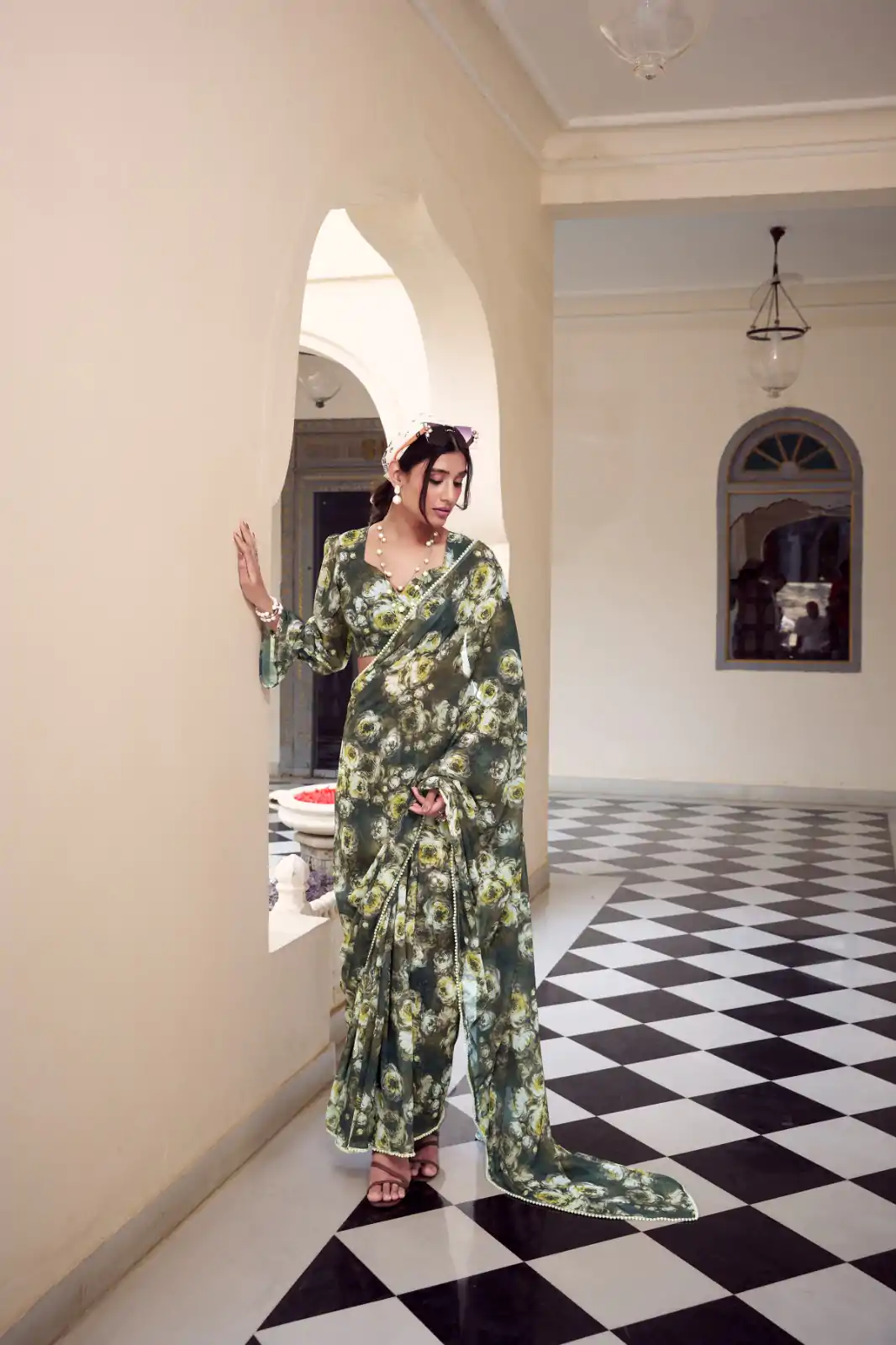 Mehandi Weightless Floral Printed Saree - Image 2