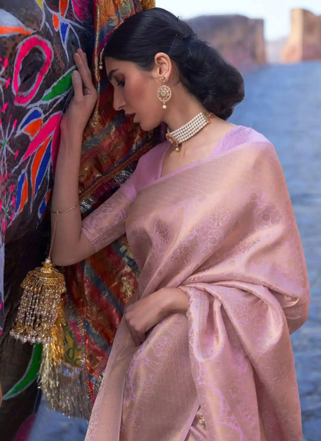 Pink Soft Lichi Silk Saree - Image 3