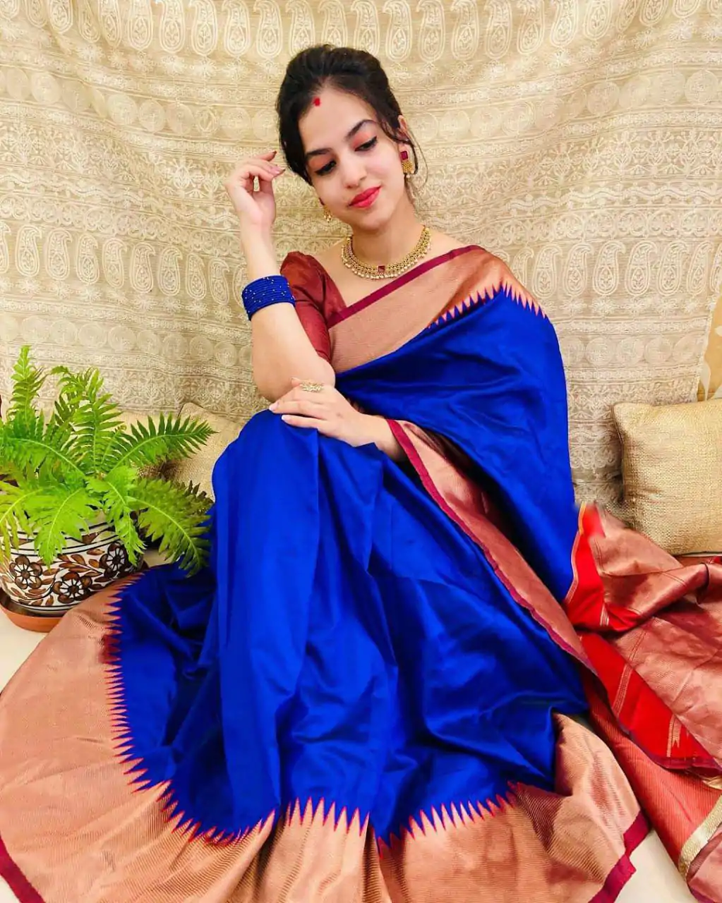 Royal Blue Soft Lichi Silk Jacquard Work Saree - Image 9