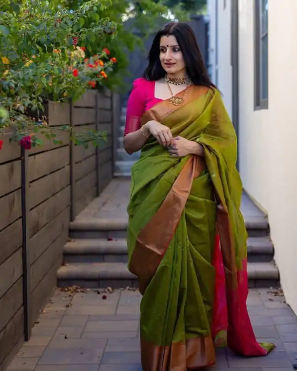 Green Soft Lichi Silk Jacquard Saree