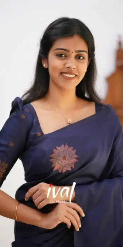 KP 5009 Navy Blue Soft Lichi Silk Saree Perfect for Wedding, Party, Pooja, Lohri, Reception . Special Price ₹1319. Delivery 4-6 Working Days. Shop | Bollywood Sarees, Creative Sarees, Designer Sarees, Embroidered Sarees, Ethnic Saree, Modern Digital sarees, Party Wear Sarees, Sarees