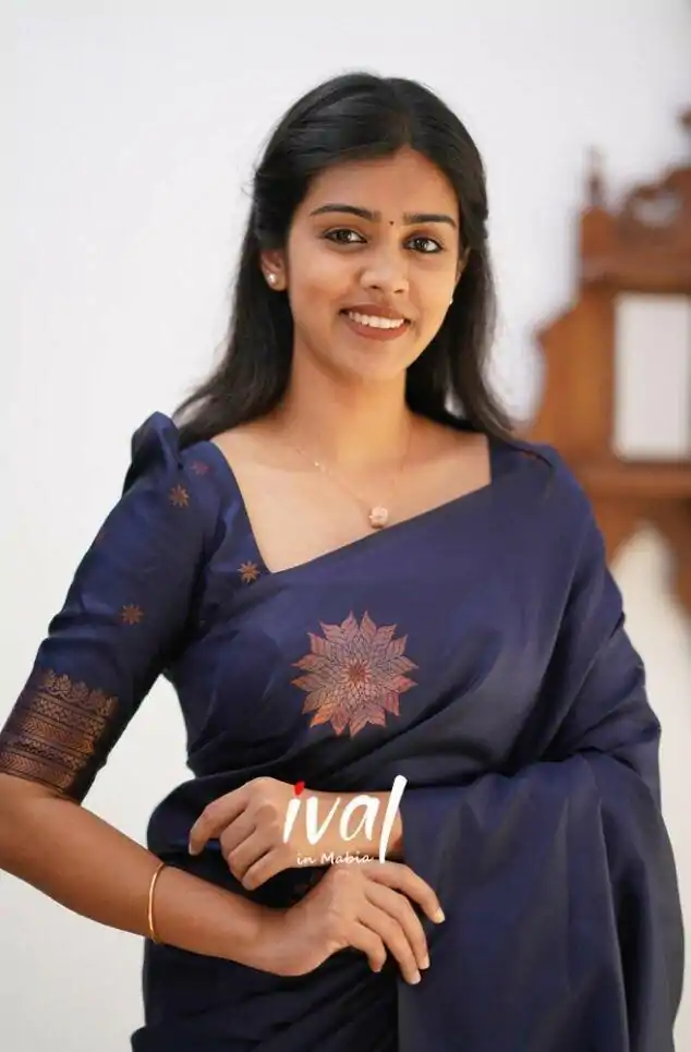 KP 5009 Navy Blue Soft Lichi Silk Saree Perfect for Wedding, Party, Pooja, Lohri, Reception . Special Price ₹1319. Delivery 4-6 Working Days. Shop | Bollywood Sarees, Creative Sarees, Designer Sarees, Embroidered Sarees, Ethnic Saree, Modern Digital sarees, Party Wear Sarees, Sarees