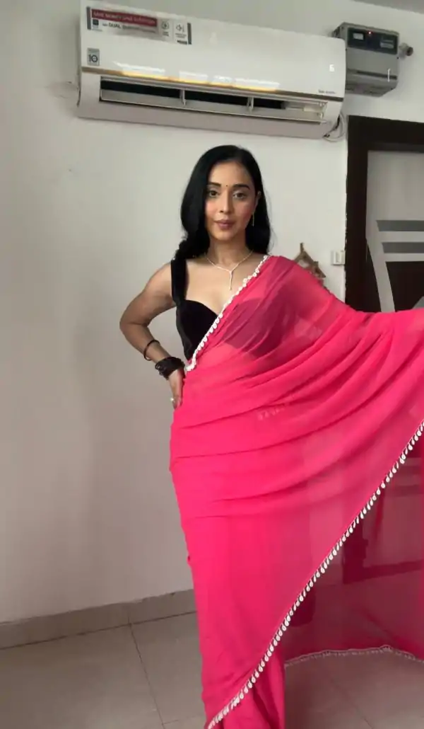 SC 239 Pink Georgette With Lace Work & Lace Border Saree . Wedding, Party, Festive, Events, Exclusive Offer ₹1599. Delivery 4-6 Working Days. Shop now. | Bollywood Sarees, Creative Sarees, Designer Sarees, Embroidered Sarees, Ethnic Saree, Modern Digital sarees, Party Wear Sarees, Sarees