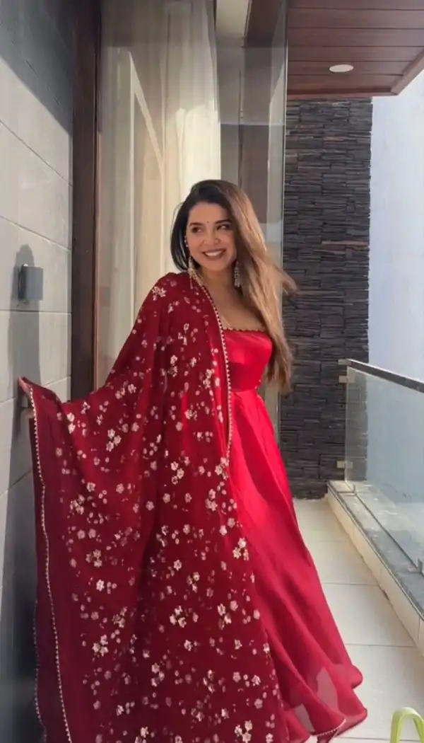 SRK 5128 Red | Red Heavy Faux Georgette With Embroidery Sequence Work With Attached Cups With Fully Flair Salwar Suit with Lace Work & Embroidery Work. Gra | Designer Suits, Casual Suits, Creative suits, Palazzo Suits, Party Wear Suits, Patiala Suits, Salwar suit, Straight Suits
